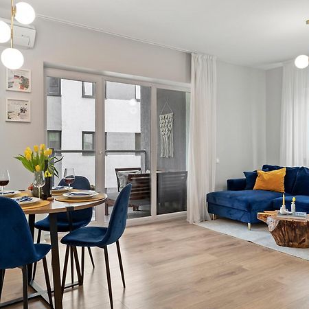 Mido Park Apartment With Private Parking & Self Check-In 布加勒斯特 外观 照片