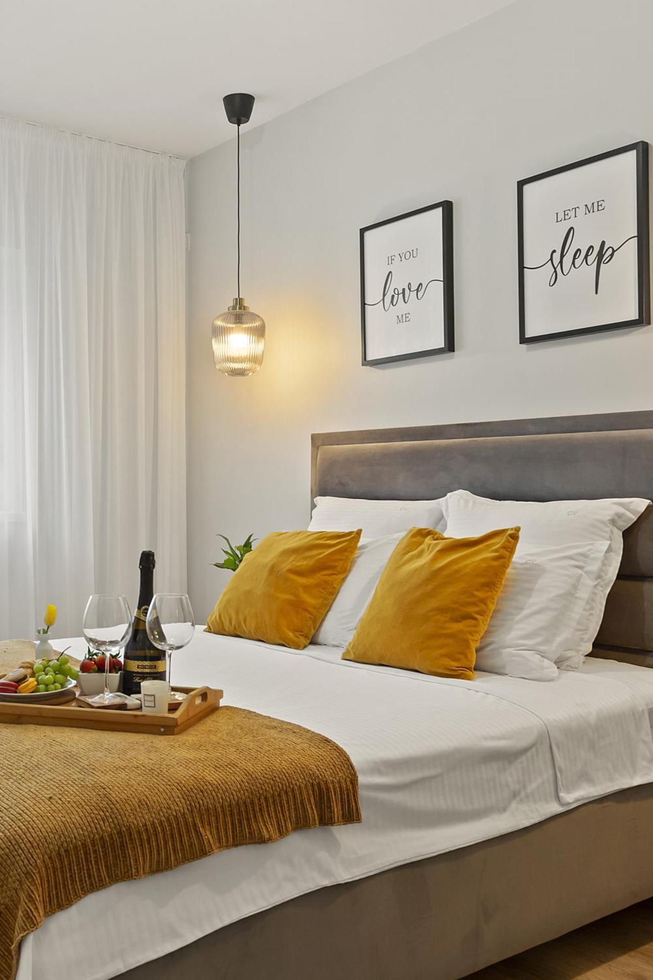 Mido Park Apartment With Private Parking & Self Check-In 布加勒斯特 外观 照片